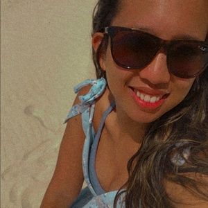 Meet your Posher, Valerie